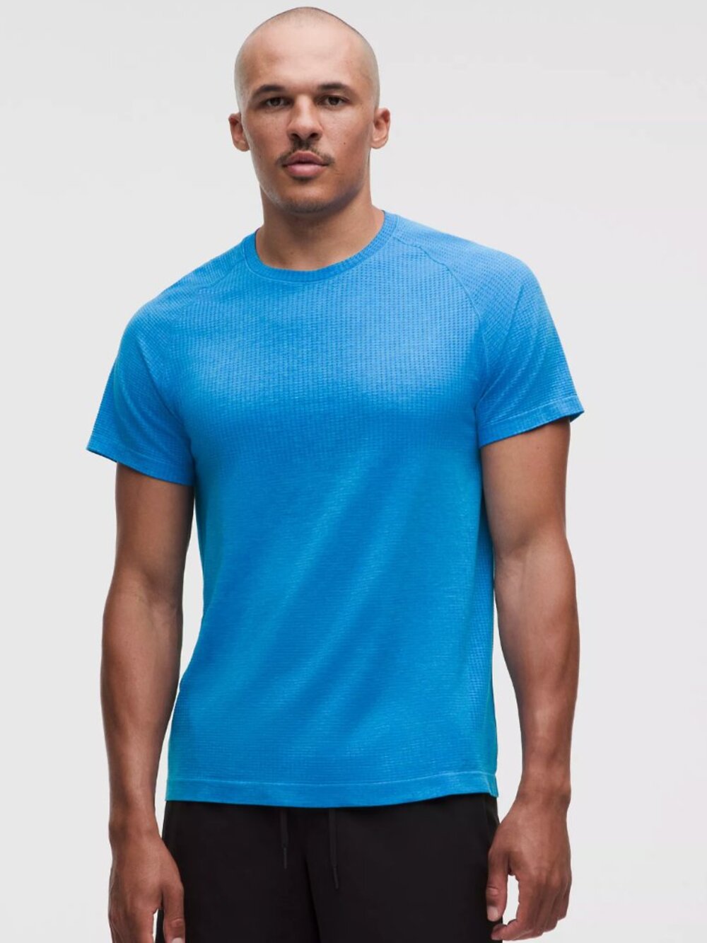 Metal Vent Tech Short-Sleeve Shirt - size large